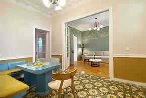 Live in Athens PANGRATI Fine Residence