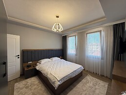 Güven Palace Suites