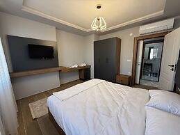 Güven Palace Suites