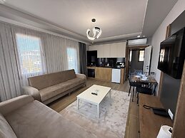 Güven Palace Suites