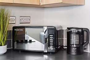 Leicester1br-wifi-modernapt-kitchen-sleeps2