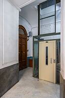 Thelos Apartment