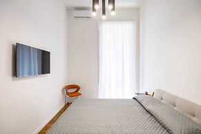 Thelos Apartment