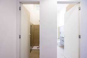 Thelos Apartment