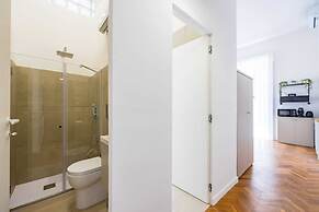 Thelos Apartment
