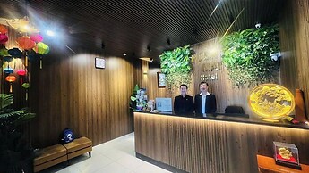 Rosa May Hotel