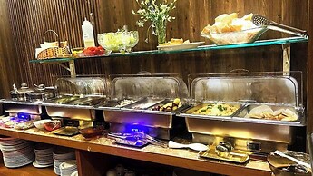 Rosa May Hotel