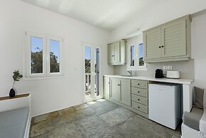 Phaedrus Living Paros Residences 10