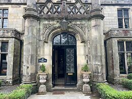 Kendal - Gothic Hall - Luxury Rooms or Apartment