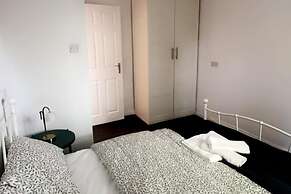 Birmingham Aprt- 2bdr- Sleeps4-close to City