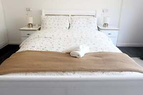 Birmingham Aprt- 2bdr- Sleeps4-close to City