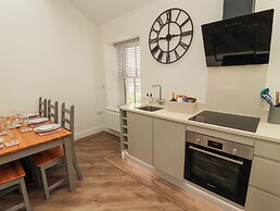 Lakes View Apartment 3