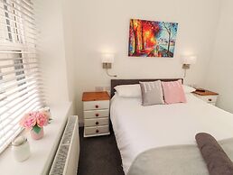 Lakes View Apartment 3