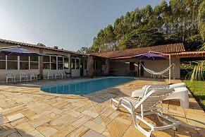 Ch Cara Tima Localiza o Piscina e Churrasqueira