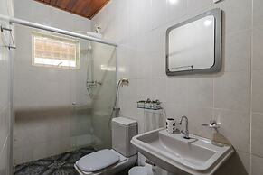 Ch Cara Tima Localiza o Piscina e Churrasqueira