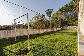 Ch Cara Tima Localiza o Piscina e Churrasqueira