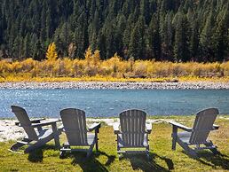 The Cabins At Snake River Sporting Club