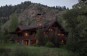 The Cabins At Snake River Sporting Club
