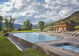 The Cabins At Snake River Sporting Club