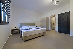 NS Apartments Nydri