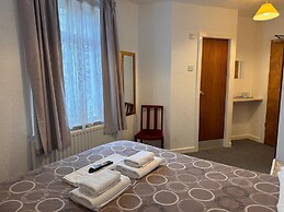 OYO Delton Hotel Blackpool Pleasure Beach