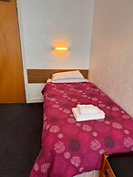OYO Delton Hotel Blackpool Pleasure Beach