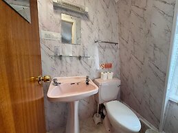 OYO Delton Hotel Blackpool Pleasure Beach