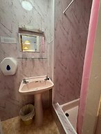 OYO Delton Hotel Blackpool Pleasure Beach