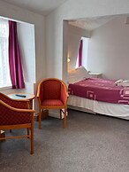 OYO Delton Hotel Blackpool Pleasure Beach