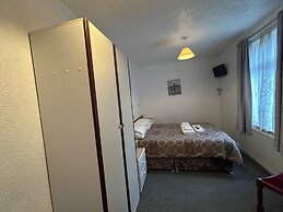 OYO Delton Hotel Blackpool Pleasure Beach