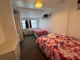 OYO Delton Hotel Blackpool Pleasure Beach