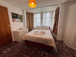 OYO Delton Hotel Blackpool Pleasure Beach