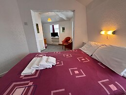 OYO Delton Hotel Blackpool Pleasure Beach