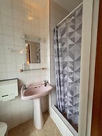 OYO Delton Hotel Blackpool Pleasure Beach