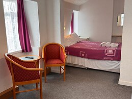 OYO Delton Hotel Blackpool Pleasure Beach