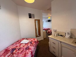 OYO Delton Hotel Blackpool Pleasure Beach