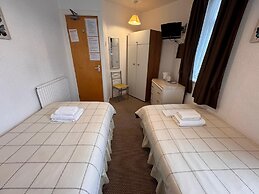 OYO Delton Hotel Blackpool Pleasure Beach