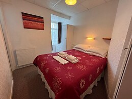 OYO Delton Hotel Blackpool Pleasure Beach