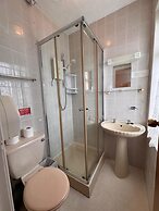 OYO Delton Hotel Blackpool Pleasure Beach