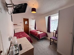OYO Delton Hotel Blackpool Pleasure Beach