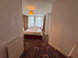 OYO Delton Hotel Blackpool Pleasure Beach