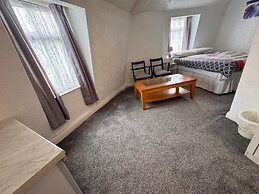OYO Delton Hotel Blackpool Pleasure Beach