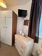 OYO Delton Hotel Blackpool Pleasure Beach