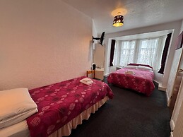 OYO Delton Hotel Blackpool Pleasure Beach