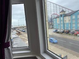 OYO Delton Hotel Blackpool Pleasure Beach