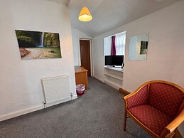 OYO Delton Hotel Blackpool Pleasure Beach