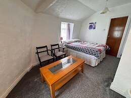 OYO Delton Hotel Blackpool Pleasure Beach