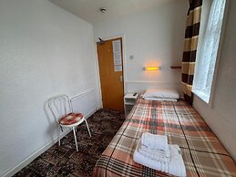 OYO Delton Hotel Blackpool Pleasure Beach
