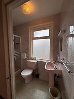 OYO Delton Hotel Blackpool Pleasure Beach