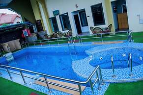 Zoey International Hotels Ltd